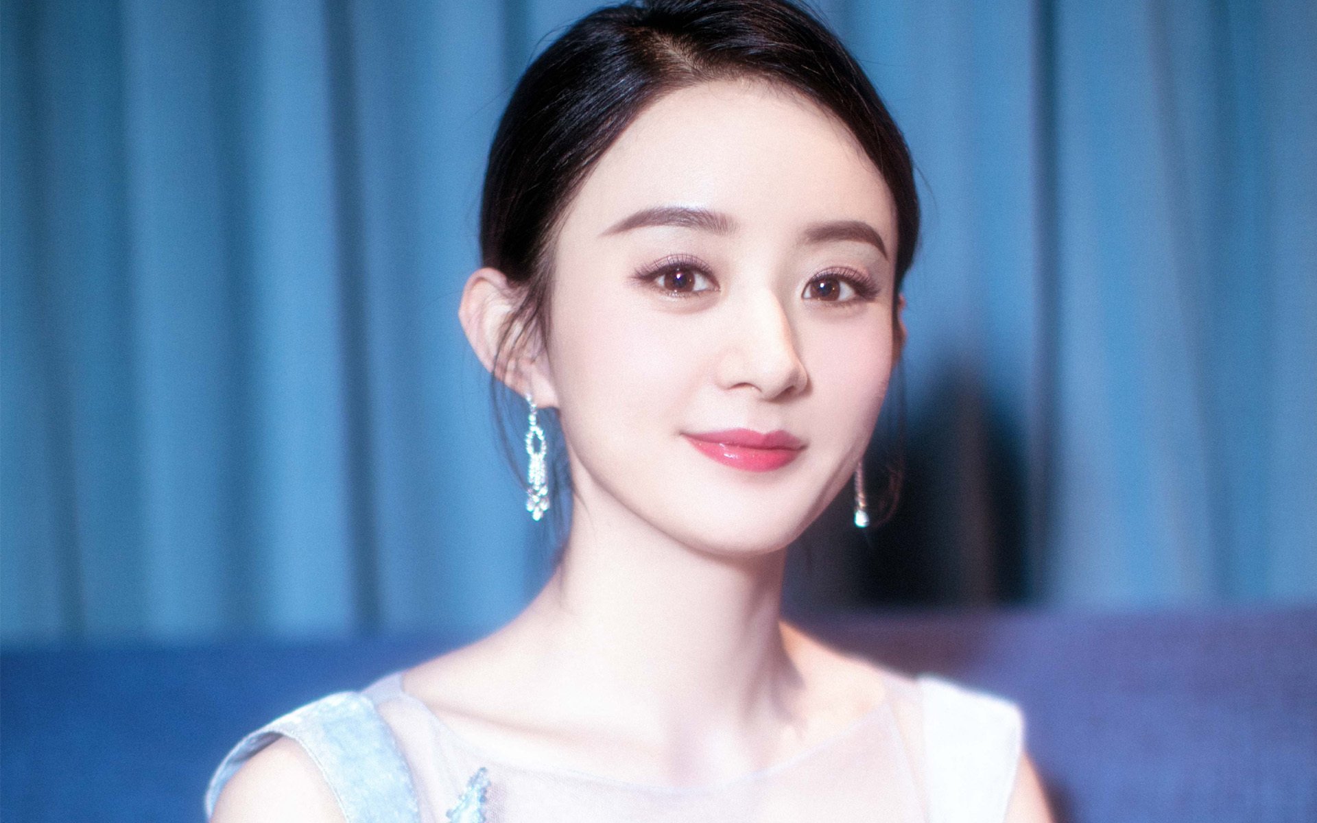 塞内加尔球员穿着毛绒护膝，时尚圈点赞“雪地潮牌”，塞内加尔模特